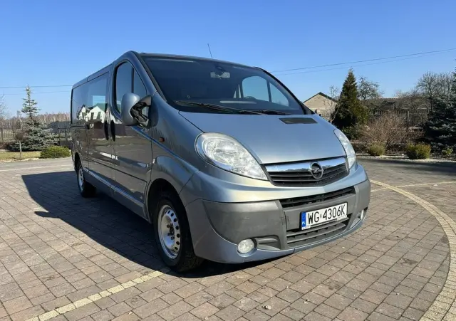 OPEL Vivaro 