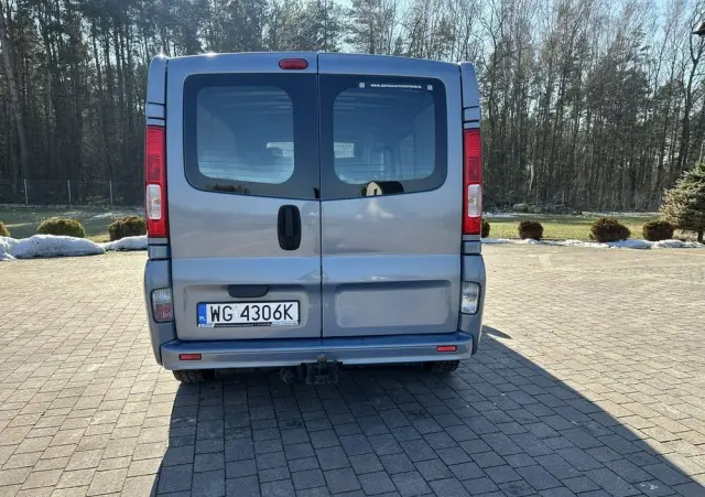 OPEL Vivaro 