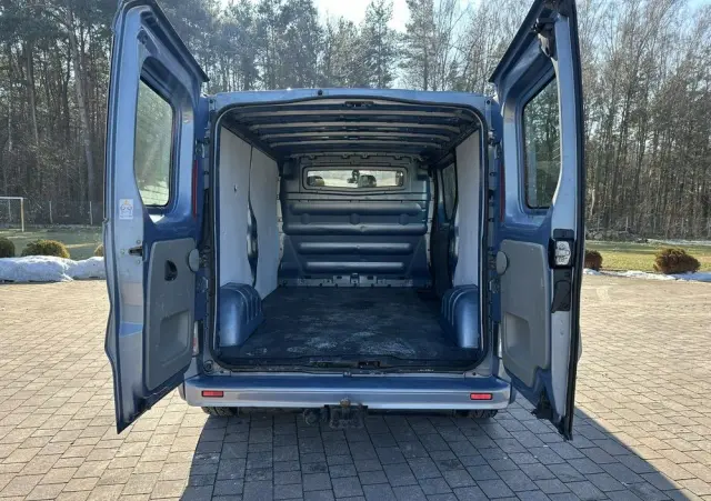 OPEL Vivaro 