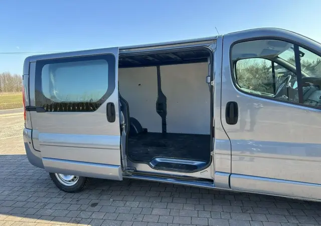 OPEL Vivaro 