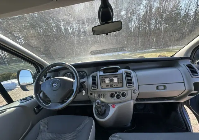 OPEL Vivaro 
