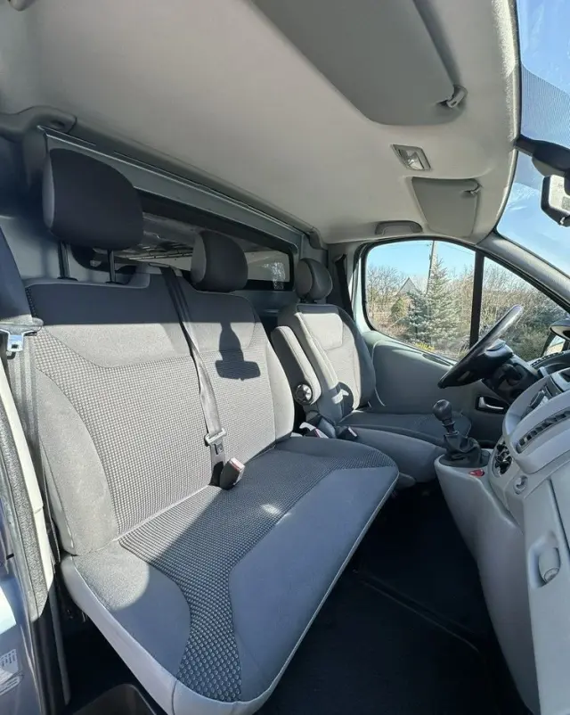 OPEL Vivaro 