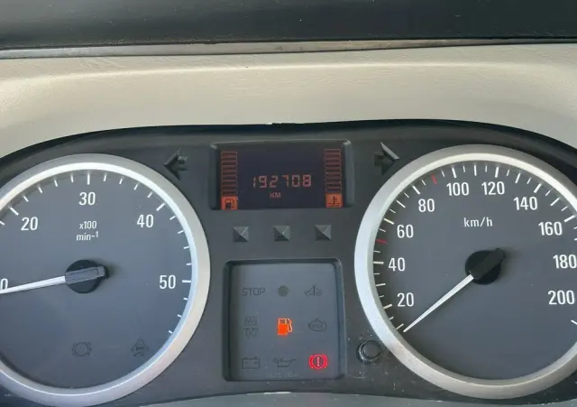 OPEL Vivaro 