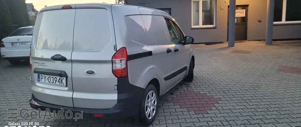 FORD TRANSIT COURIER 