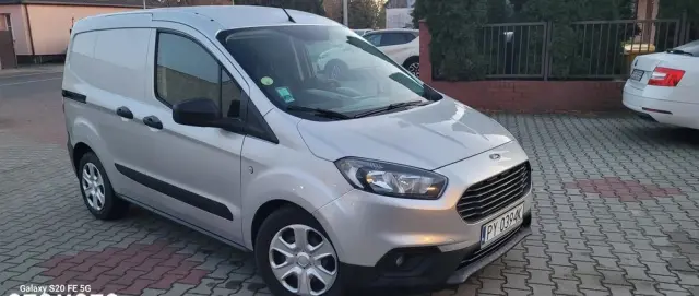 FORD TRANSIT COURIER 