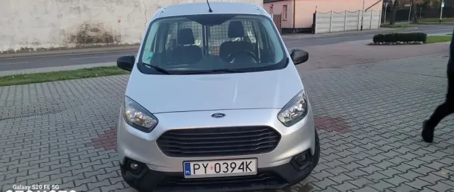 FORD TRANSIT COURIER 