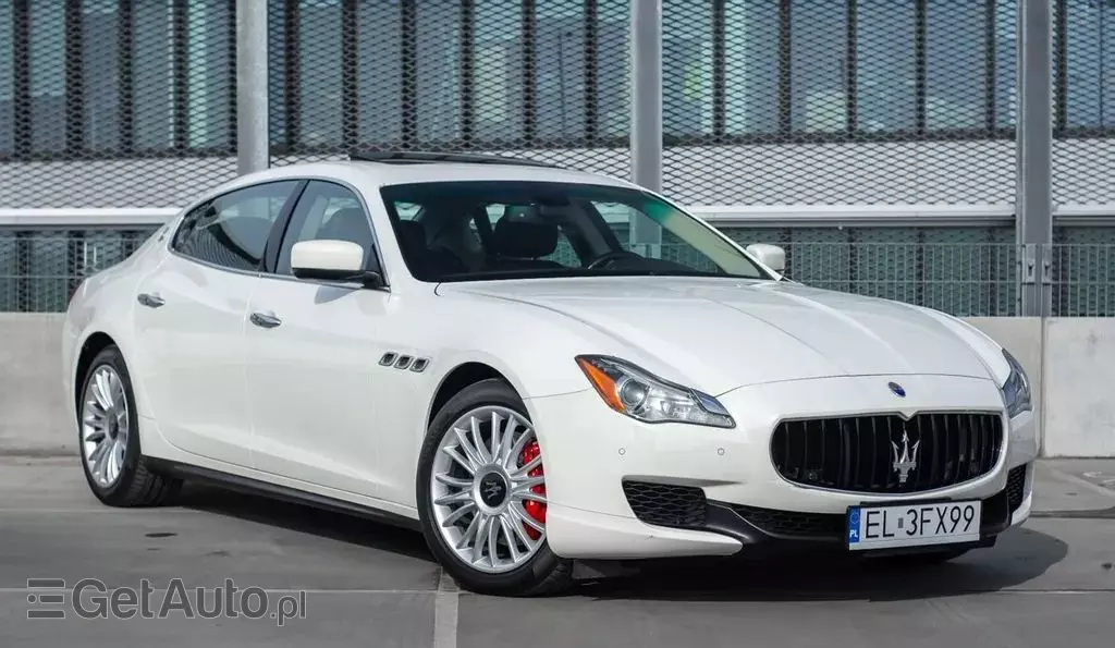 MASERATI Quattroporte 