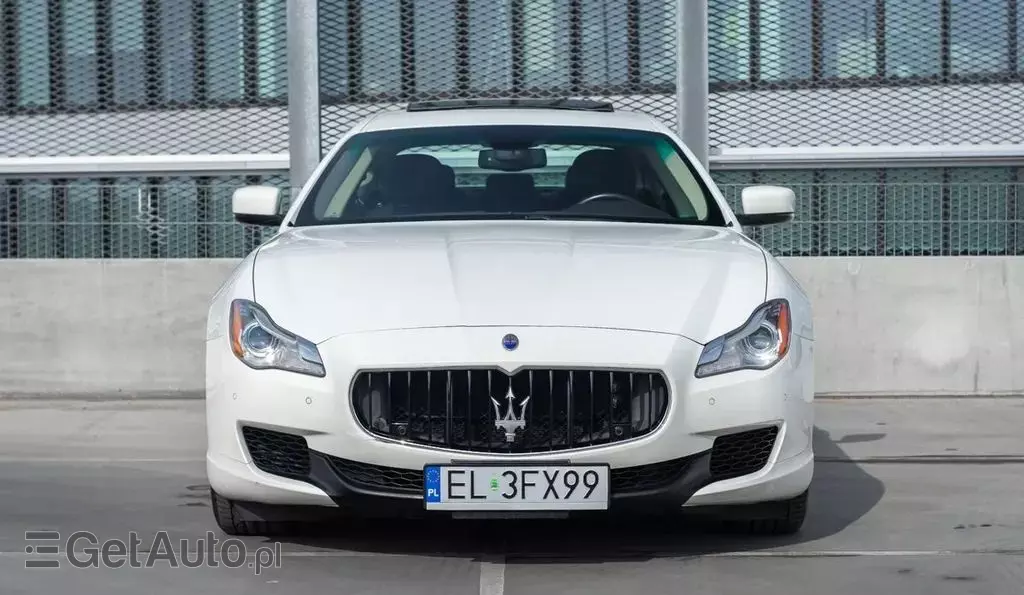 MASERATI Quattroporte 
