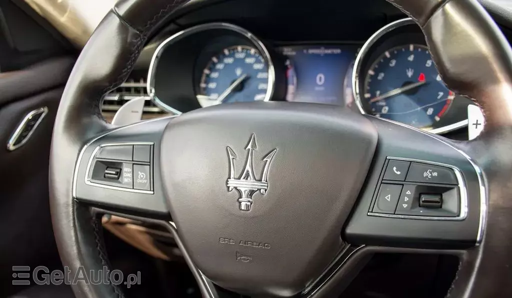 MASERATI Quattroporte 
