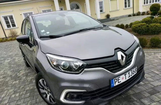 RENAULT Captur 