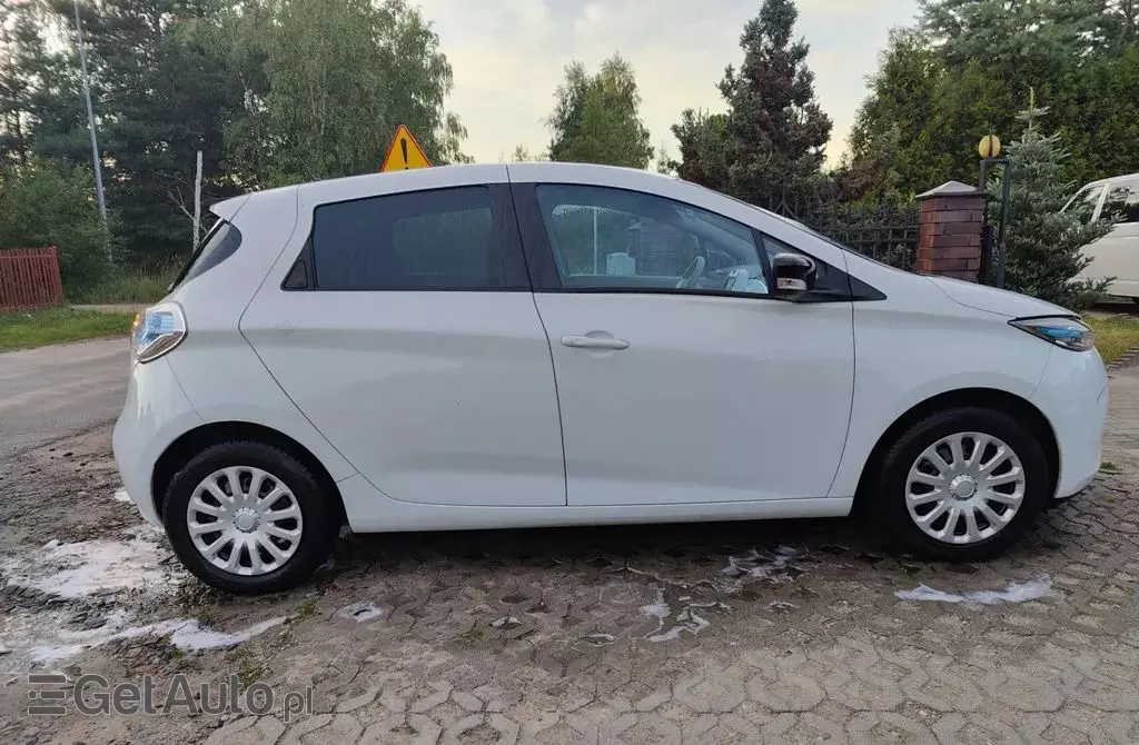 RENAULT Zoe 