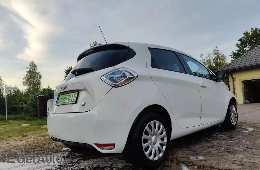 RENAULT Zoe 