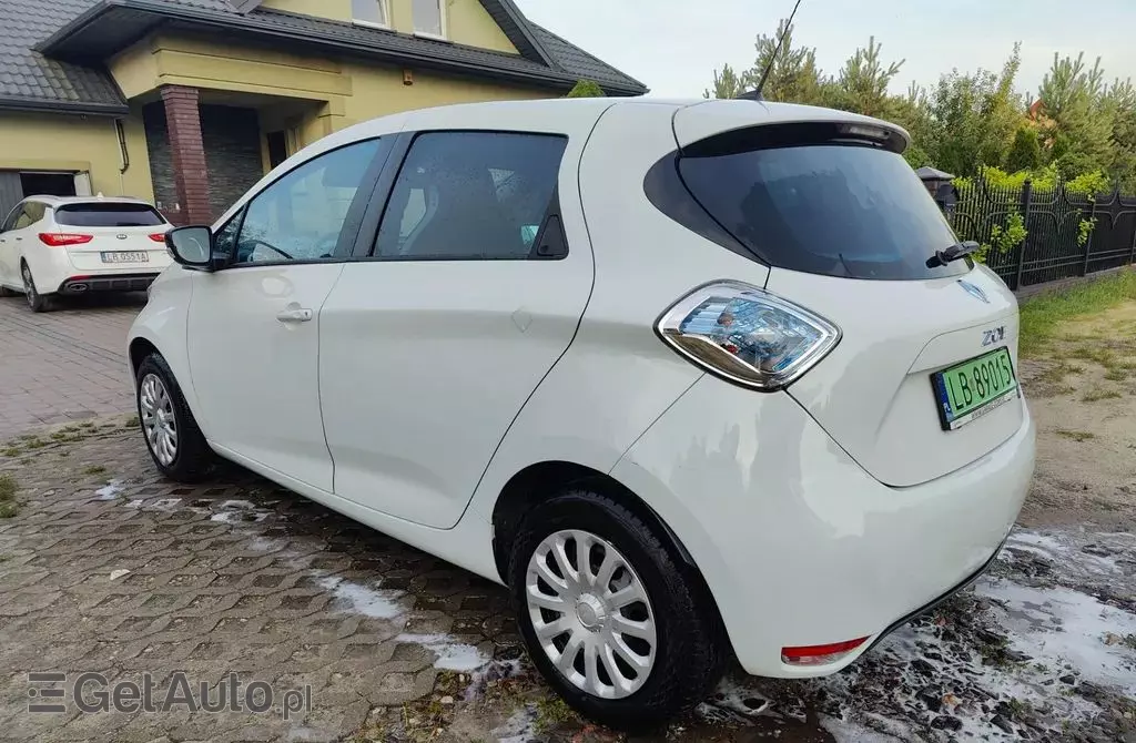 RENAULT Zoe 
