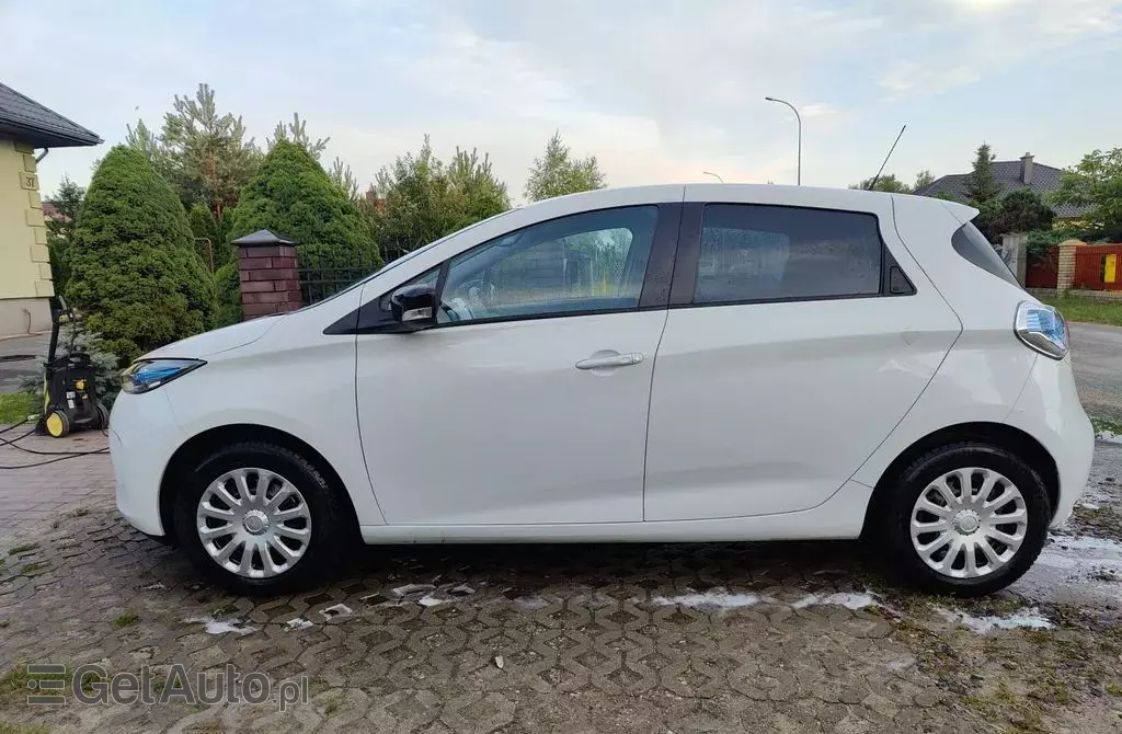 RENAULT Zoe 