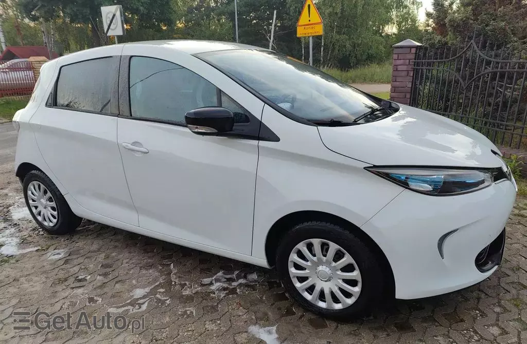 RENAULT Zoe 