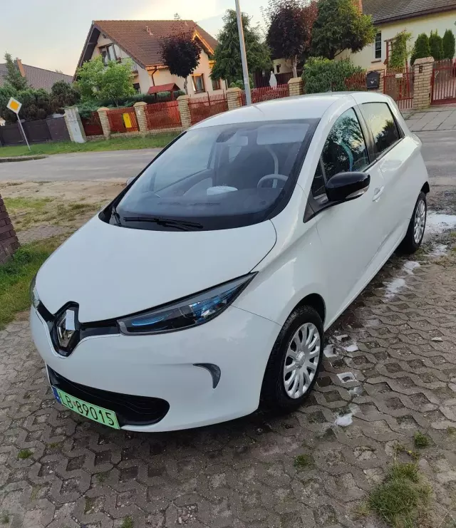 RENAULT Zoe 