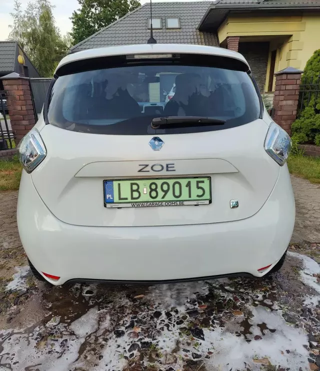 RENAULT Zoe 