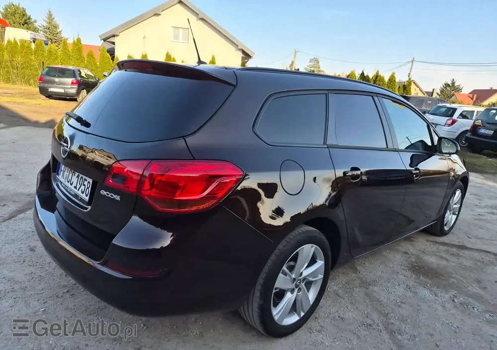 OPEL Astra 1.4 Turbo