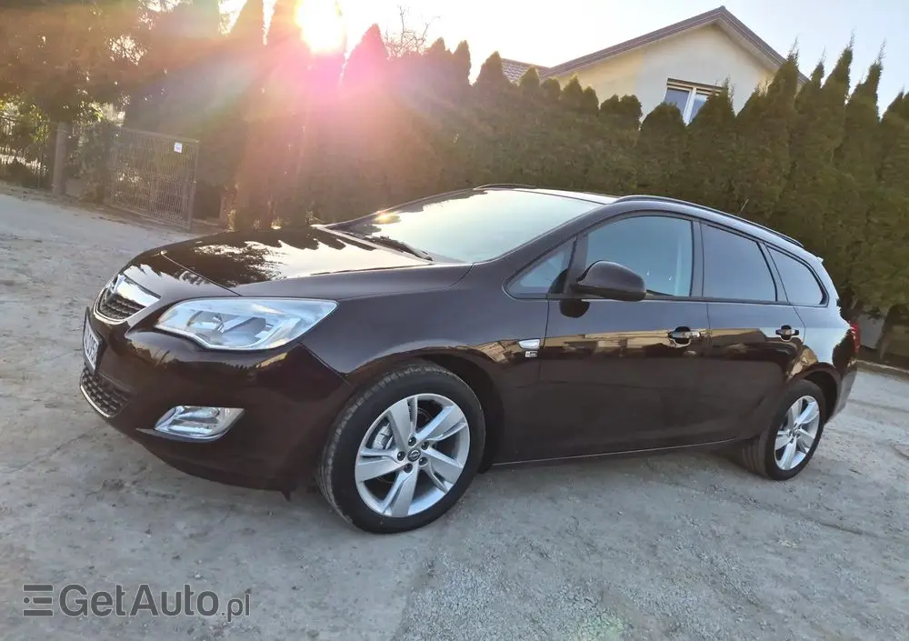 OPEL Astra 1.4 Turbo