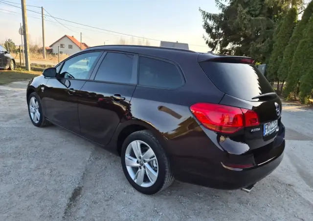 OPEL Astra 1.4 Turbo