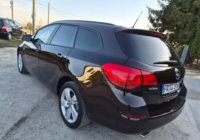 OPEL Astra 1.4 Turbo