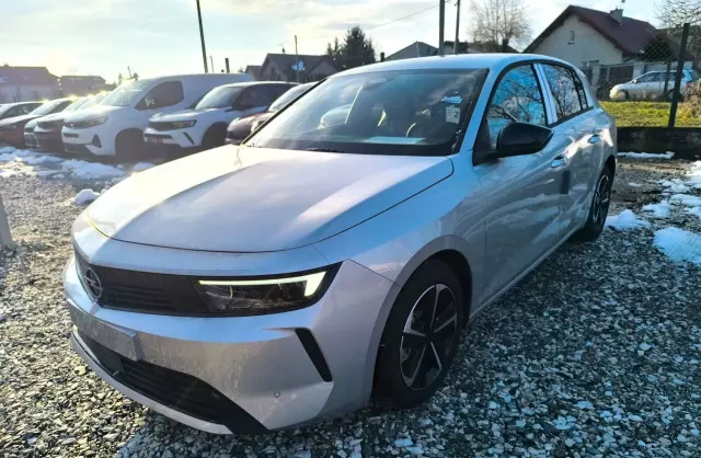 OPEL Astra 1.2 Turbo (110 KM)