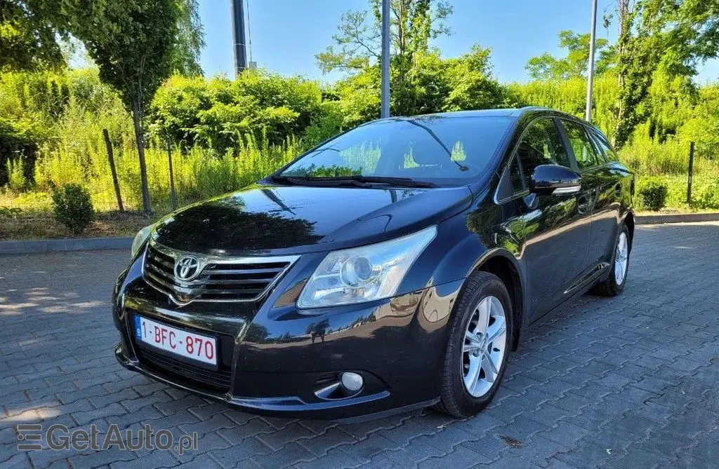TOYOTA Avensis 