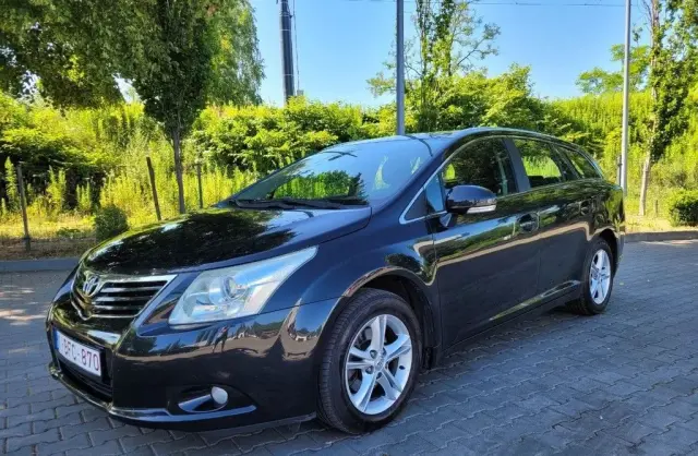 TOYOTA Avensis 