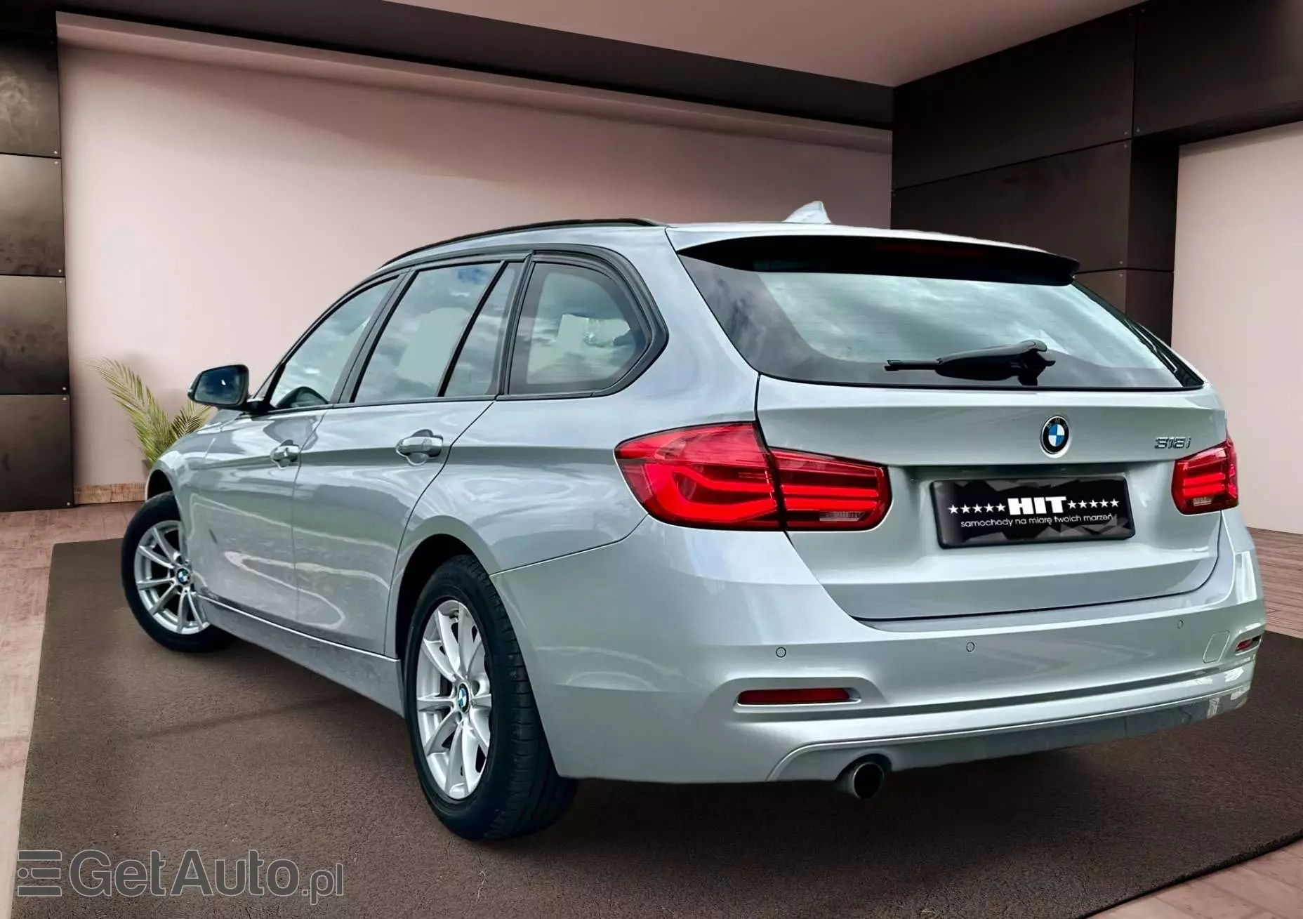 BMW Seria 3 318i Advantage