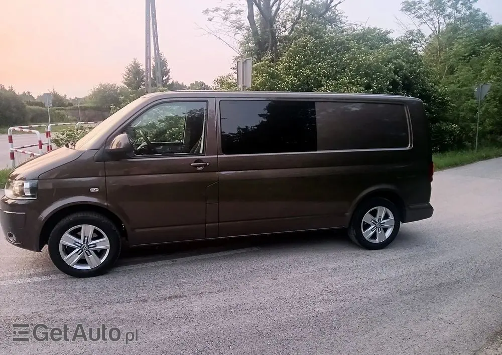 VOLKSWAGEN Transporter Caravelle Kurz Comfortline
