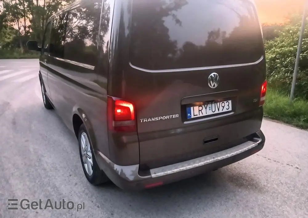 VOLKSWAGEN Transporter Caravelle Kurz Comfortline