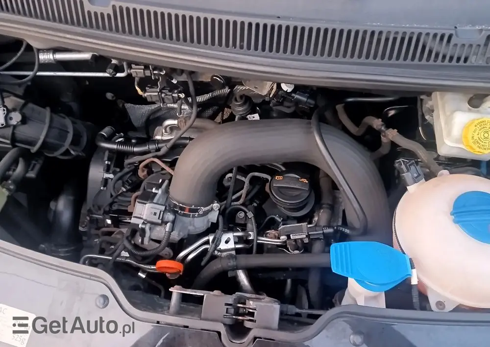 VOLKSWAGEN Transporter Caravelle Kurz Comfortline