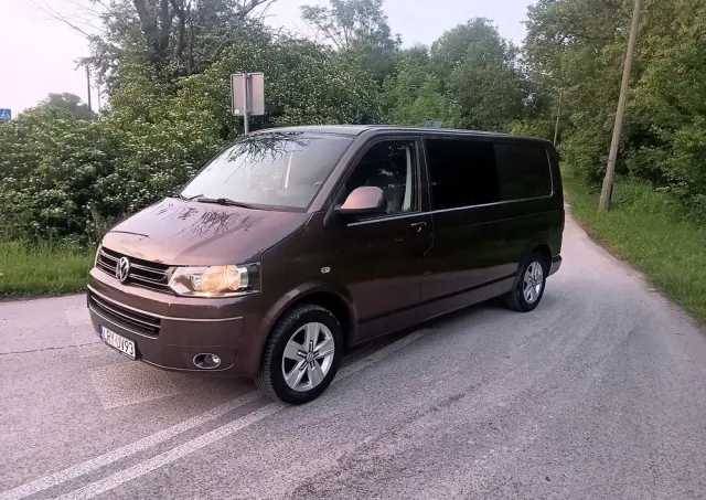 VOLKSWAGEN Transporter Caravelle Kurz Comfortline