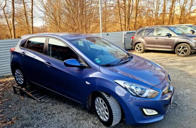 HYUNDAI I30 