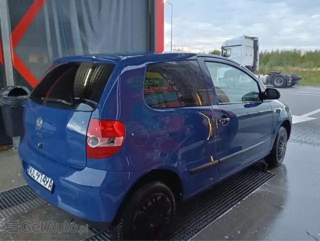 VOLKSWAGEN Fox 