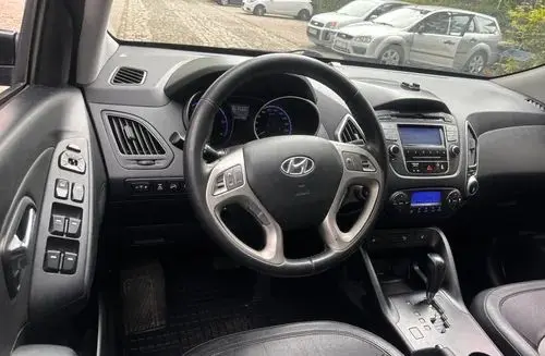 HYUNDAI Ix35 