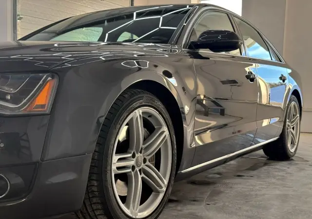 AUDI A8 3.0 TFSI Quattro