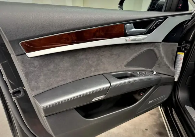 AUDI A8 3.0 TFSI Quattro