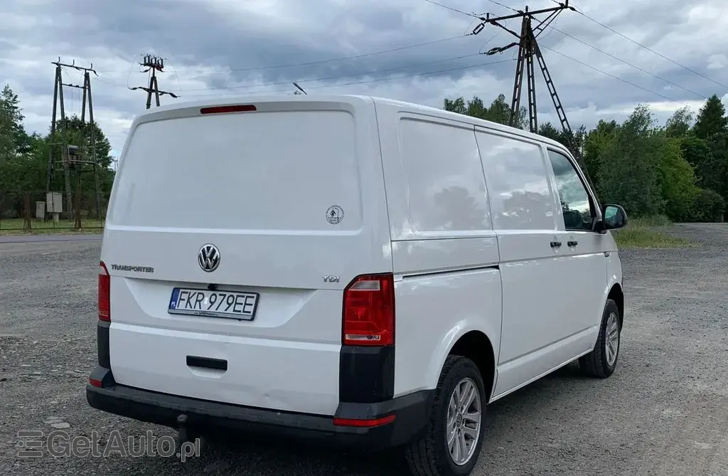 VOLKSWAGEN TRANSPORTER 