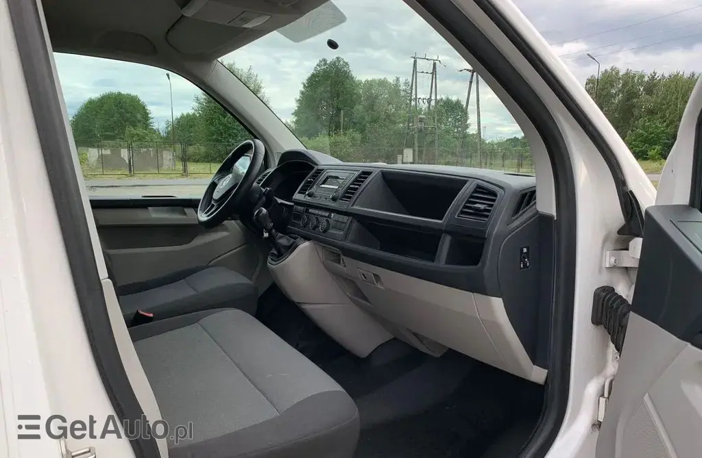 VOLKSWAGEN TRANSPORTER 