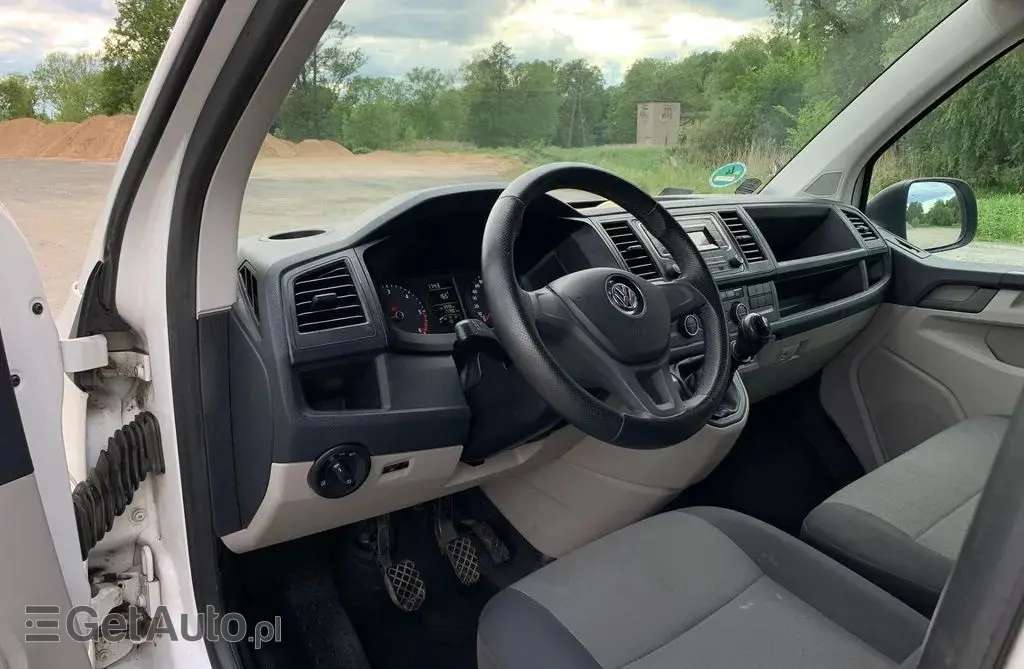 VOLKSWAGEN TRANSPORTER 