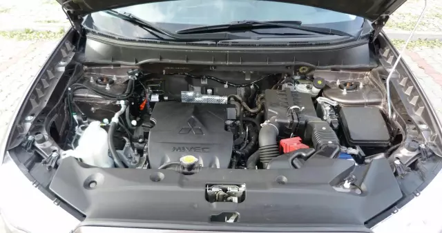 MITSUBISHI ASX 1.6 2WD Intro Edition