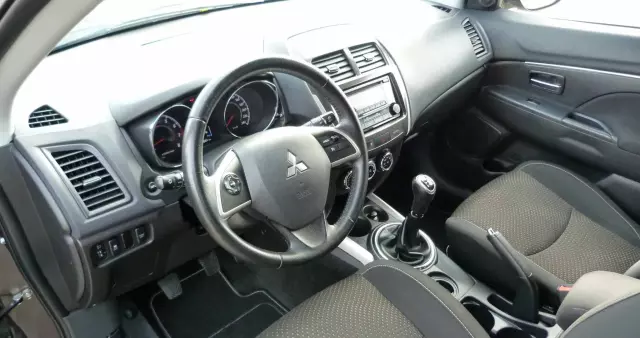 MITSUBISHI ASX 1.6 2WD Intro Edition