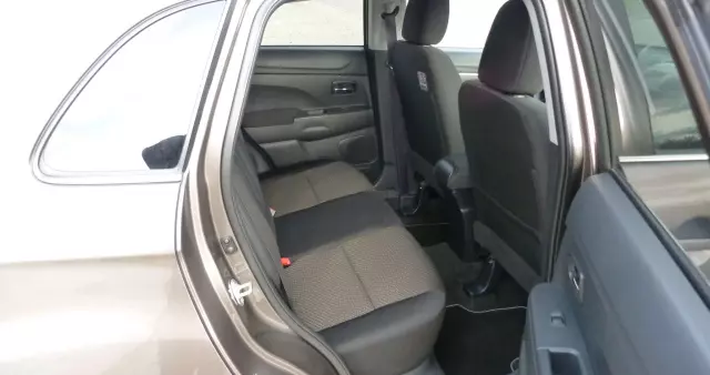 MITSUBISHI ASX 1.6 2WD Intro Edition