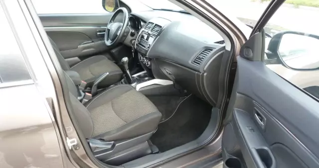 MITSUBISHI ASX 1.6 2WD Intro Edition