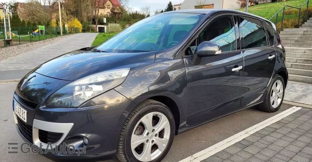 RENAULT Scenic TCe 130 Dynamique