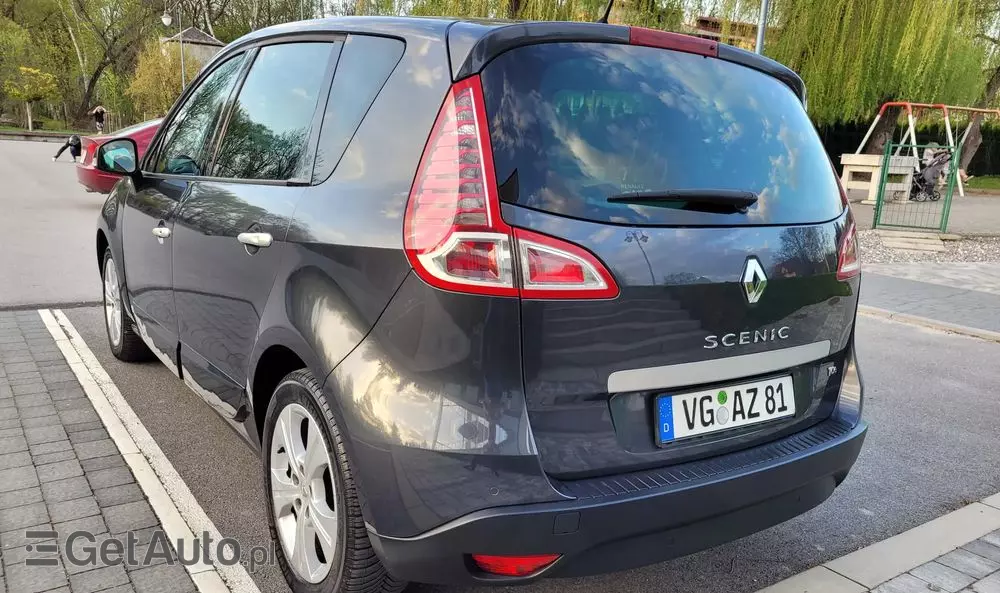RENAULT Scenic TCe 130 Dynamique