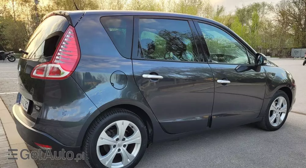 RENAULT Scenic TCe 130 Dynamique