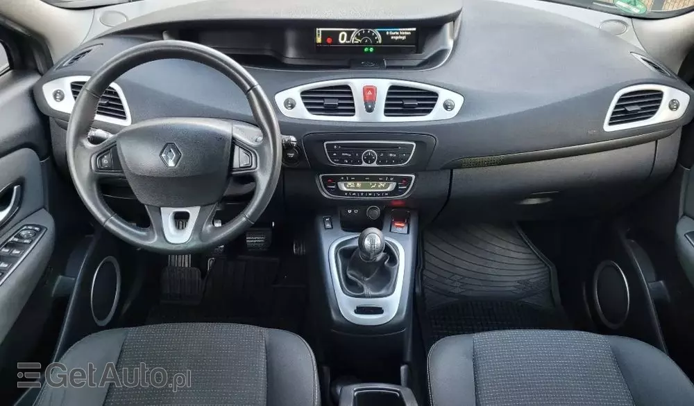 RENAULT Scenic TCe 130 Dynamique