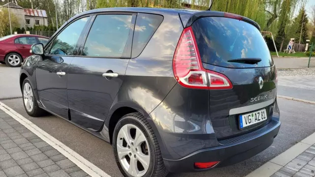 RENAULT Scenic TCe 130 Dynamique